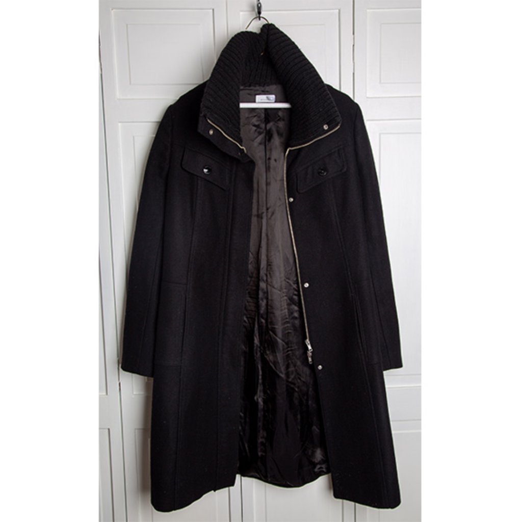 Vintage Pinko Black Coat. Us 10.